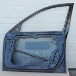 Hyundai Sonata V MK5 Durvju priekšējā labo pusi Krāsa EB Black Durvju priekšējā labo pusi