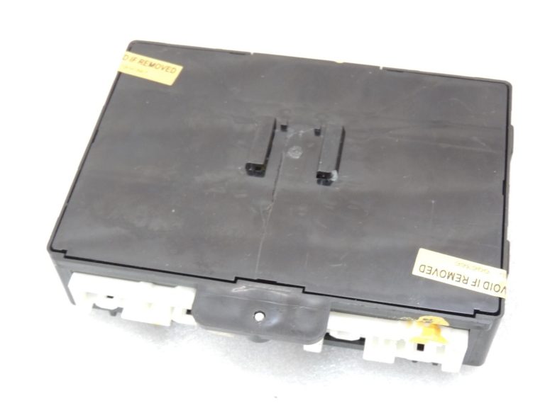Mazda 5 2.0CDTi Vadības bloks BCM CE2967560A Vadības bloks BCM J