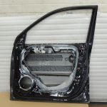 Hyunadai Tucson JM Durvju priekšējā labo durvju krāsa EB Black Ebony Black Durvju priekšējā labā durvju daļa