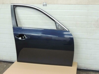 BMW E61 5 Series E60 Door Front Right Color MONACOBLAU METALLIC A35