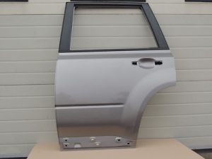 Nissan X-Trail T31 Aizmugurējās kreisās durvis Krāsa K51 Aizmugurējās kreisās durvis