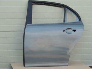 SAAB 9-3 93 Facelift Aizmugurējās kreisās durvis Krāsa 303 Aizmugurējās kreisās durvis