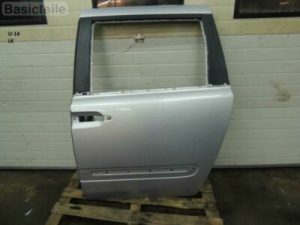 KIA Carnival II 2007 Durvis aizmugurējās kreisās 6C CLEAR SILVER Durvis aizmugurējās kreisās