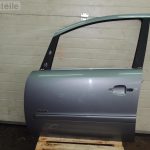 Opel Zafira B durvju priekšējā kreisā krāsa gaiši sudraba 163 / 4AU, GBJ Durvju priekšējā kreisā puse
