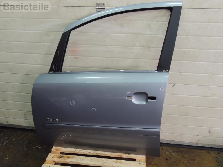 Opel Zafira B durvju priekšējā kreisā krāsa gaiši sudraba 163 / 4AU, GBJ Durvju priekšējā kreisā puse