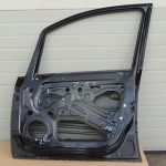 Opel Zafira B durvju priekšējās labās puses krāsa safīra melna 20R / 2HU, GBG