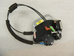 TOYOTA LAND CRUISER 07- LEXUS RX270/350/450H 08-15 Замок задней левой двери