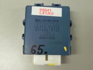 Lexus RX270 RX350 RX450H Denso vadības bloka releji Dubultās bloķēšanas durvju vadības releji
