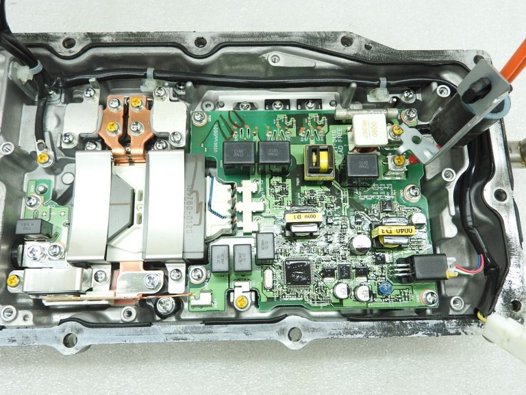 Daļas invertora Toyota Lexus vadības blokam G92A048061