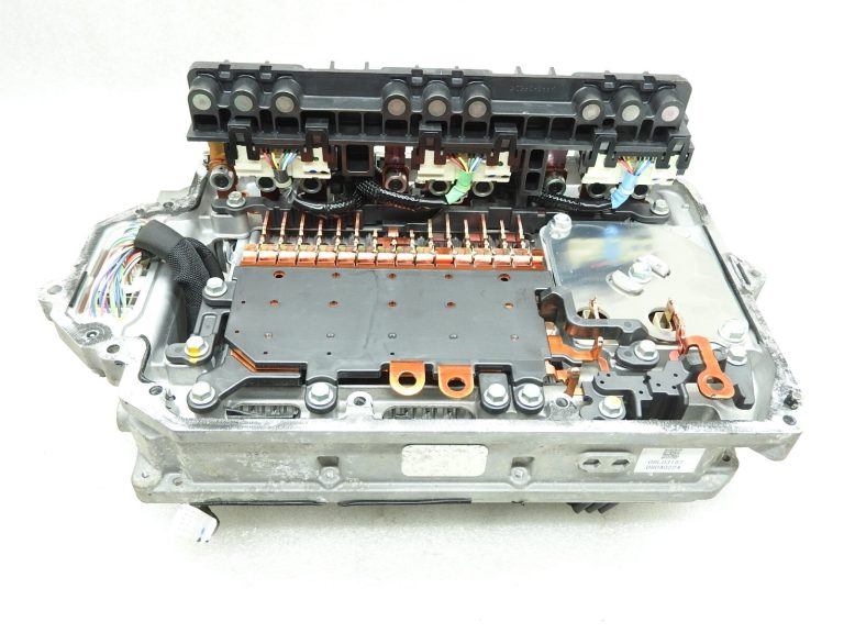 Invertora Toyota Lexus vadības bloka daļas 8988248030