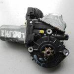 Lexus RX270/350/450H Aizmugurējā stikla motors pa labi 85710-4808080