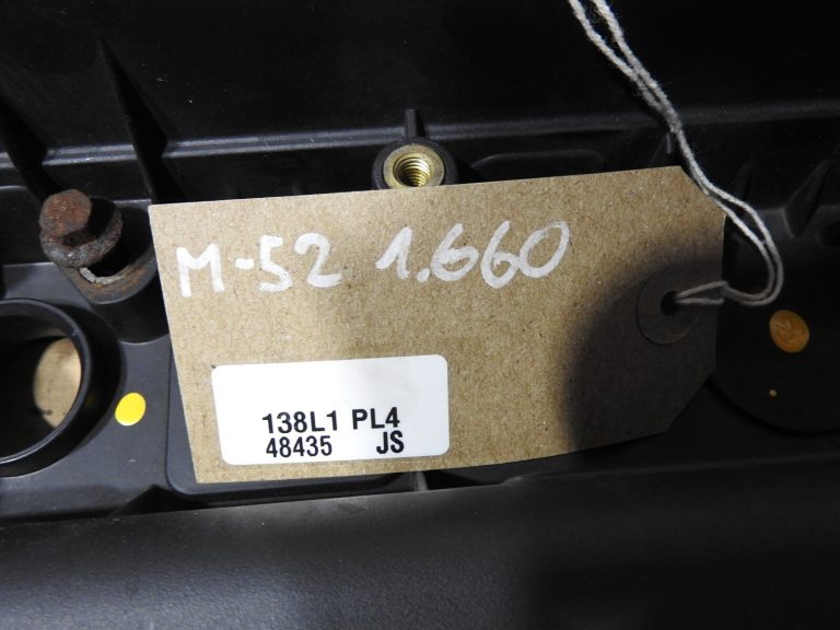 Vārstu vāks Mazda 3 5 6 1.8L 2.0L 2.3L 2006-2009 L3N5-10-210C