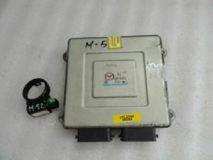 Mazda 5 2.3i motora vadības bloks vadības bloks L3P518881G ECU vadības bloks