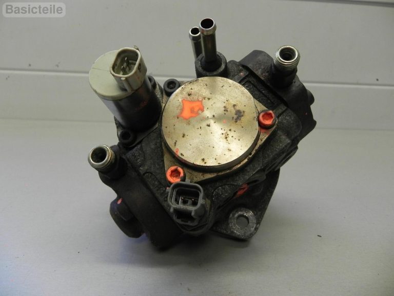 Mazda 6 GG GY MPV II Augstspiediena sūknis Dīzeļdegvielas sūknis Denso RF5C13800A