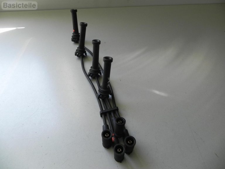 Oriģināls aizdedzes kabeļu komplekts 4 kabeļi Ford Fiesta Focus Mondeo Mazda 6 MPV