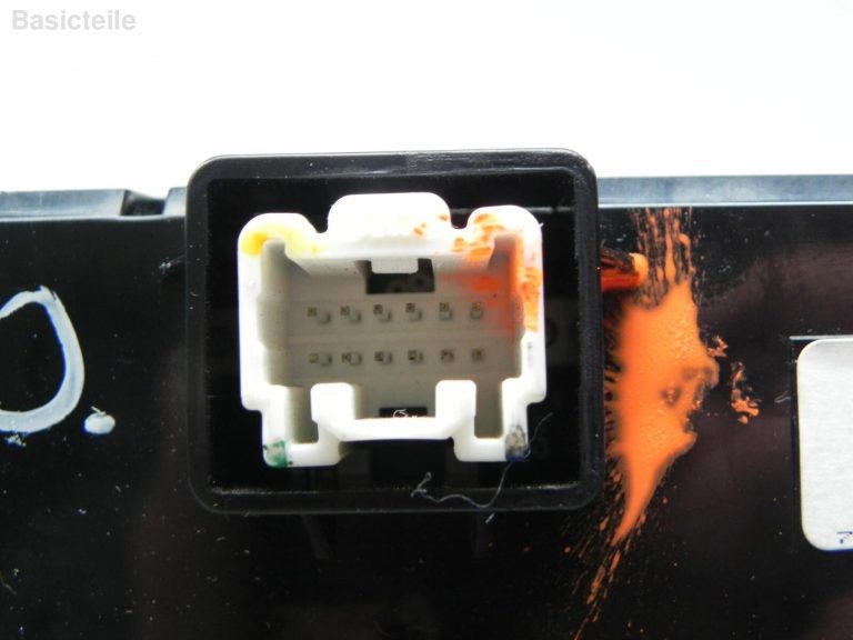 Mazda 5 CR 2005-2010 Displejs daudzfunkciju displejs