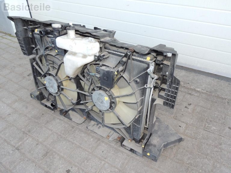 Mazda CX7 2.3T radiatora pakete radiatora gaisa kondicionēšanas radiatora ūdens dzesētājs
