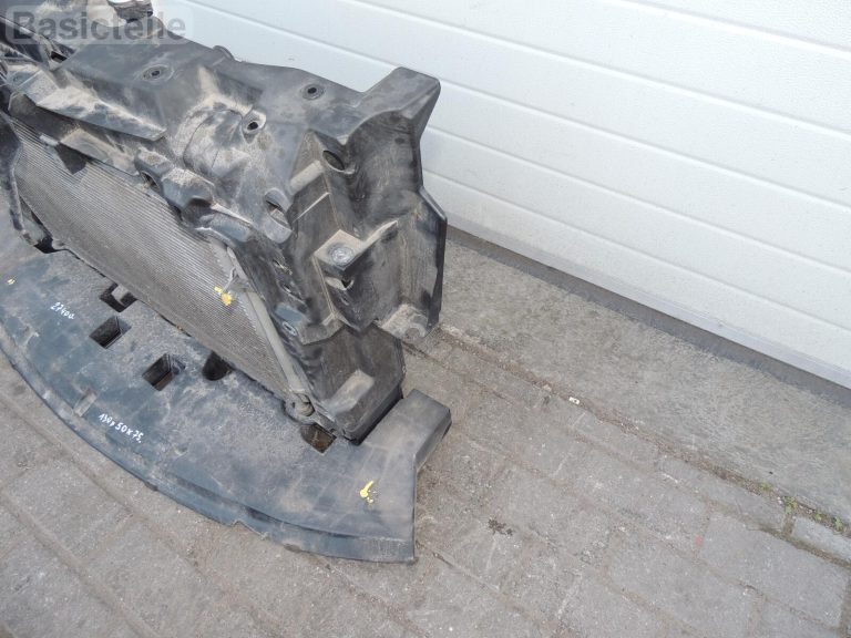 Mazda CX7 2.3T radiatora pakete radiatora gaisa kondicionēšanas radiatora ūdens dzesētājs