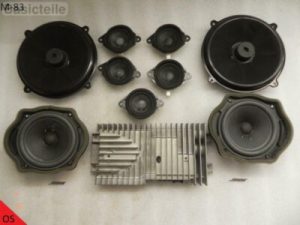 Mazda CX-7 BOSE loudspeaker woofer with amplifier set Speaker Amp EG2366920A