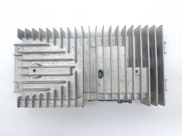 Mazda CX-7 CX7 vadības bloks Audio pastiprinātājs Skaņas pastiprinātājs BOSE EG23-66-920A