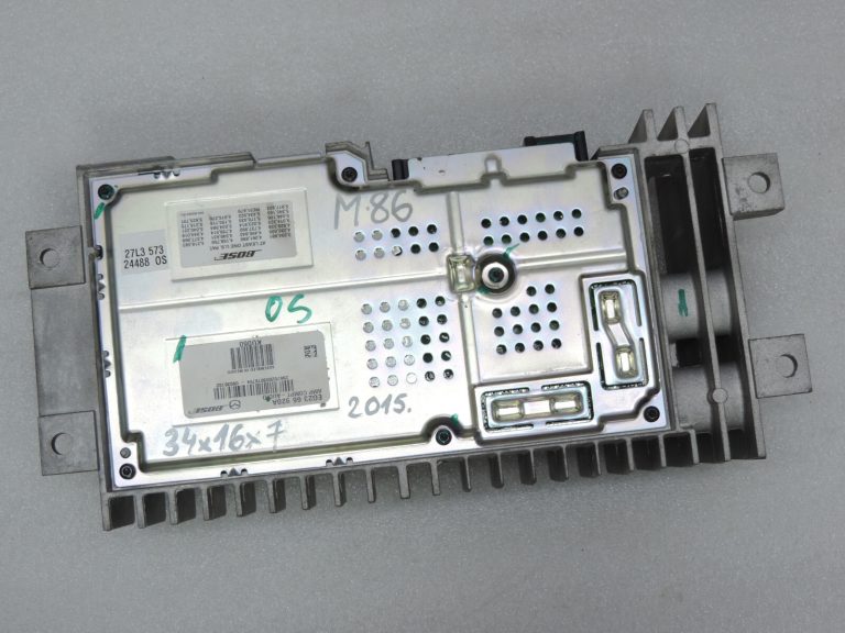 Mazda CX-7 CX7 vadības bloks Audio pastiprinātājs Skaņas pastiprinātājs BOSE EG23-66-920A