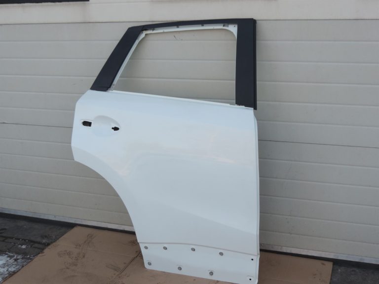 Mazda CX-5 I Aizmugurējās labās puses durvis – Krāsa – 34K – Crystal White Pearl
