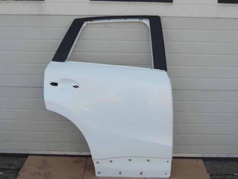 Mazda CX-5 I Aizmugurējās labās puses durvis – Krāsa – 34K – Crystal White Pearl