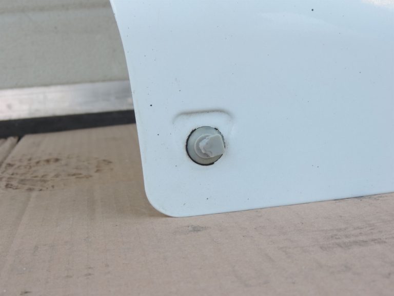 Mazda CX-5 I Aizmugurējās labās puses durvis – Krāsa – 34K – Crystal White Pearl