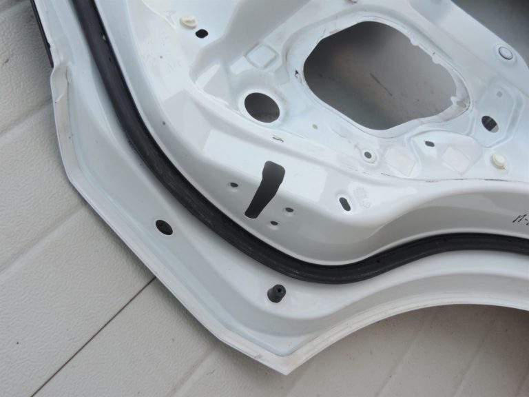 Mazda CX-5 I Aizmugurējās kreisās durvis kreisās durvis – Krāsa – 34K – Crystal White Pearl