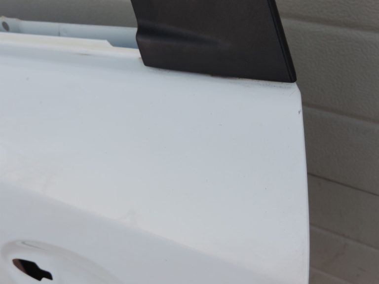 Mazda CX-5 I Aizmugurējās kreisās durvis kreisās durvis – Krāsa – 34K – Crystal White Pearl