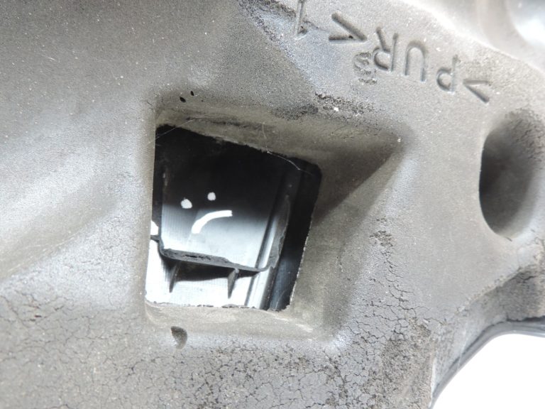 Oriģināls Mazda 6 GJ 2.2 SKYACTIV-D Skyactiv Technology motora pārsegs SH0510230