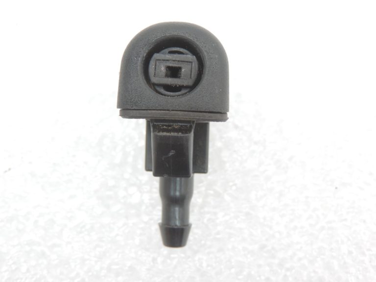Oriģinālā Mazda 6 GJ vējstikla mazgātāja sprausla kreisā KD4567510