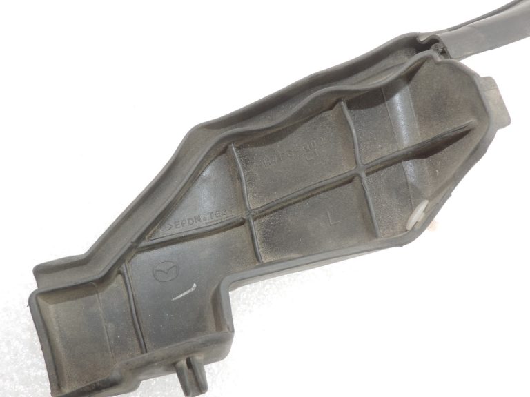 Oriģināls Mazda 6 GJ motora pārsega blīvējums zem vējstikla GHP956760