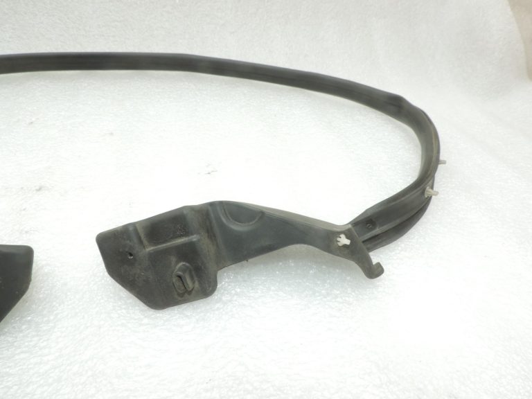 Oriģināls Mazda 6 GJ motora pārsega blīvējums zem vējstikla GHP956760