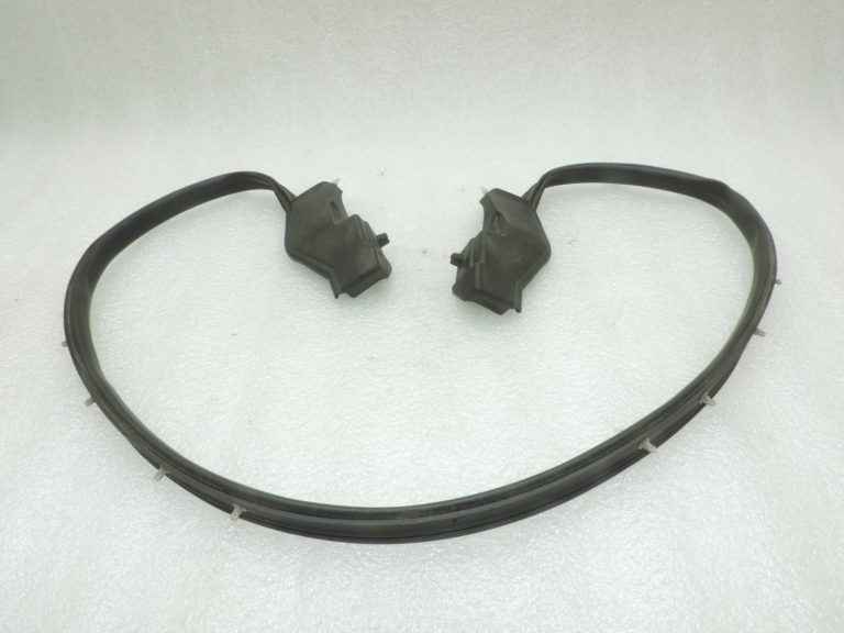 Oriģināls Mazda 6 GJ motora pārsega blīvējums zem vējstikla GHP956760