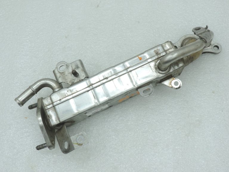 Oriģinālā Mazda 6 GJ / 3 / CX-5 2.2 SKYACTIV-D EGR dzesētājs SH022030Y, SH02-20-30Y