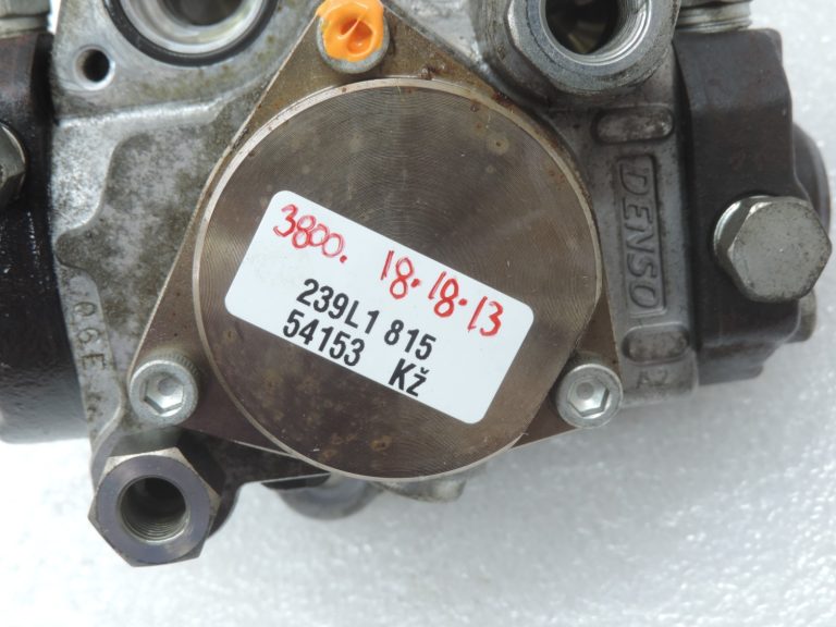 Oriģinālais Mazda 6 GJ / 3 / CX-5 2.2 SKYACTIV-D augstspiediena sūknis SH0113800B