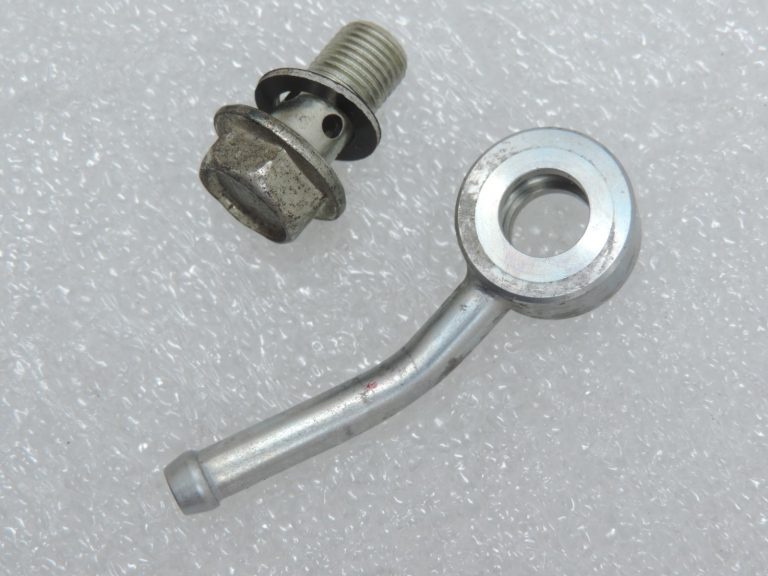Oriģinālā Mazda 6 GJ / 3 / CX-5 2.2 SKYACTIV-D augstspiediena sūkņa caurules caurule