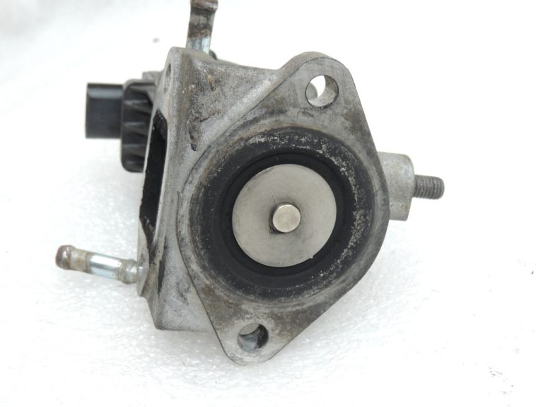 Oriģinālais Mazda 6 GJ / CX-5 2.2 SKYACTIV-D EGR dzesētāja vārsts SH01203A0B