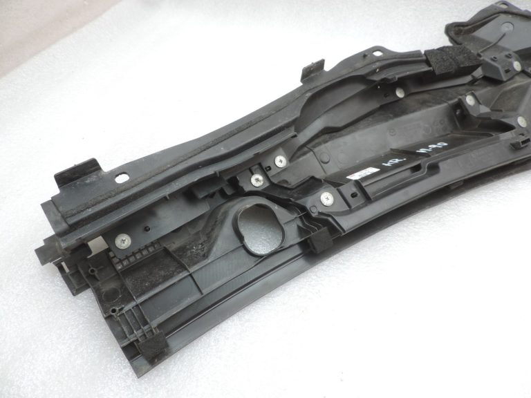 Oriģināls Mazda 6 GJ vējstikla pārsegs Grila apakšējā kreisā daļa GHP9507S0A