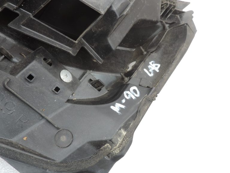 Oriģināls Mazda 6 GJ vējstikla pārsegs Grill Lower RIGHT GHP9507R0A