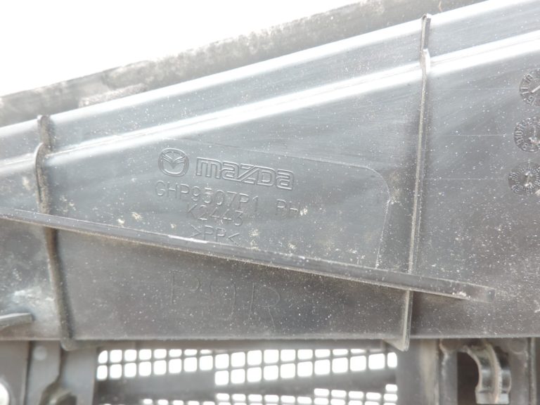 Oriģināls Mazda 6 GJ vējstikla pārsegs Grill Lower RIGHT GHP9507R0A