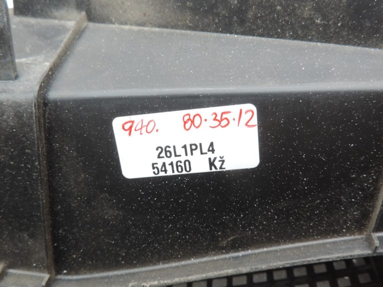 Oriģināls Mazda 6 GJ vējstikla pārsegs Grill Lower RIGHT GHP9507R0A