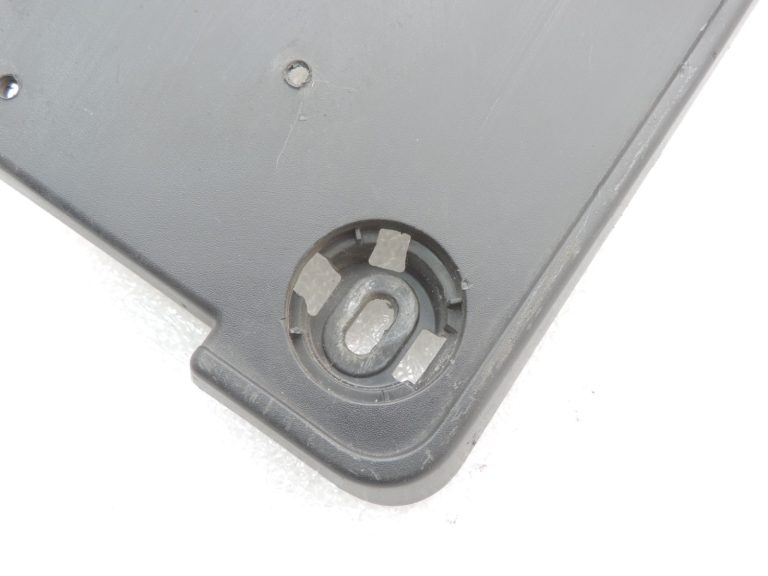 Oriģināls Mazda 6 GJ priekšējās numura zīmes turētājs GHP950170, GHP9-50170