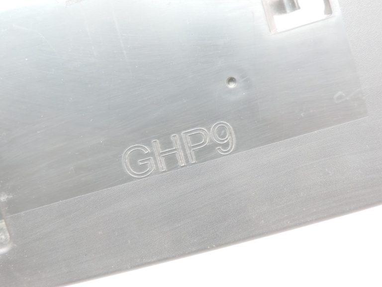 Oriģināls Mazda 6 GJ priekšējās numura zīmes turētājs GHP950170, GHP9-50170