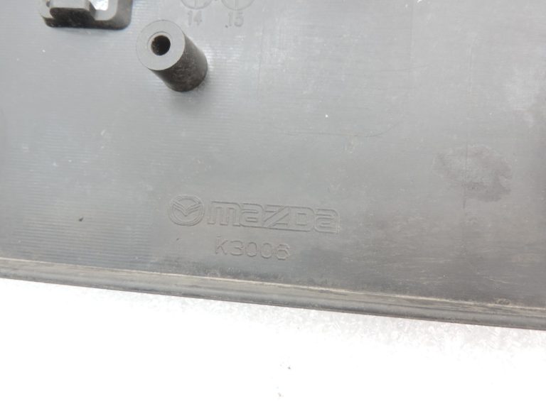 Oriģināls Mazda 6 GJ priekšējās numura zīmes turētājs GHP950170, GHP9-50170