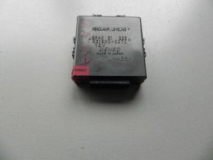 Mazda 3 vadības bloks BP4K51225B Priekšējo lukturu līmeņošanas vadības bloks