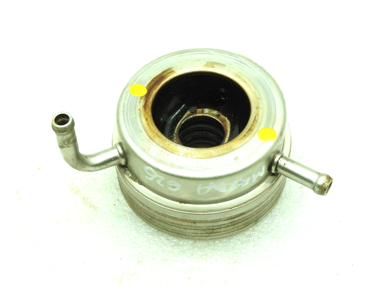 Oriģināls eļļas dzesētājs, motora eļļa MAZDA 323 626 Premacy MPV FSH914700