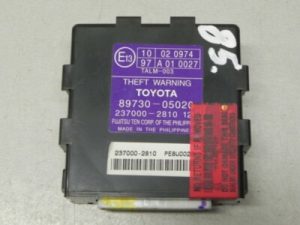Toyota Avensis T25 control unit alarm system 89730-05020 Theft Warning