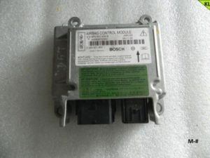 Mazda 3 Bk vadības bloks ECU 0285001453 gaisa spilvenu vadības modulis Bojāts